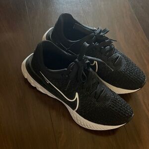 Nike Black and White Knit Training Shoes